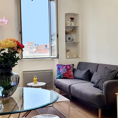 Apartment “ Bonjour” Au Coeur Et Au Calme *